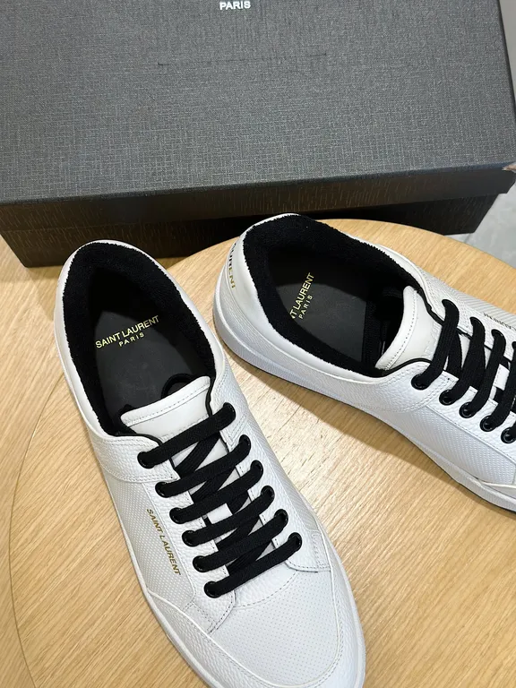 Saint Laurent Shoe 